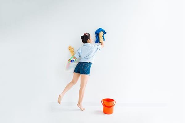 image of Cleaning Your Walls in 8 Easy Steps